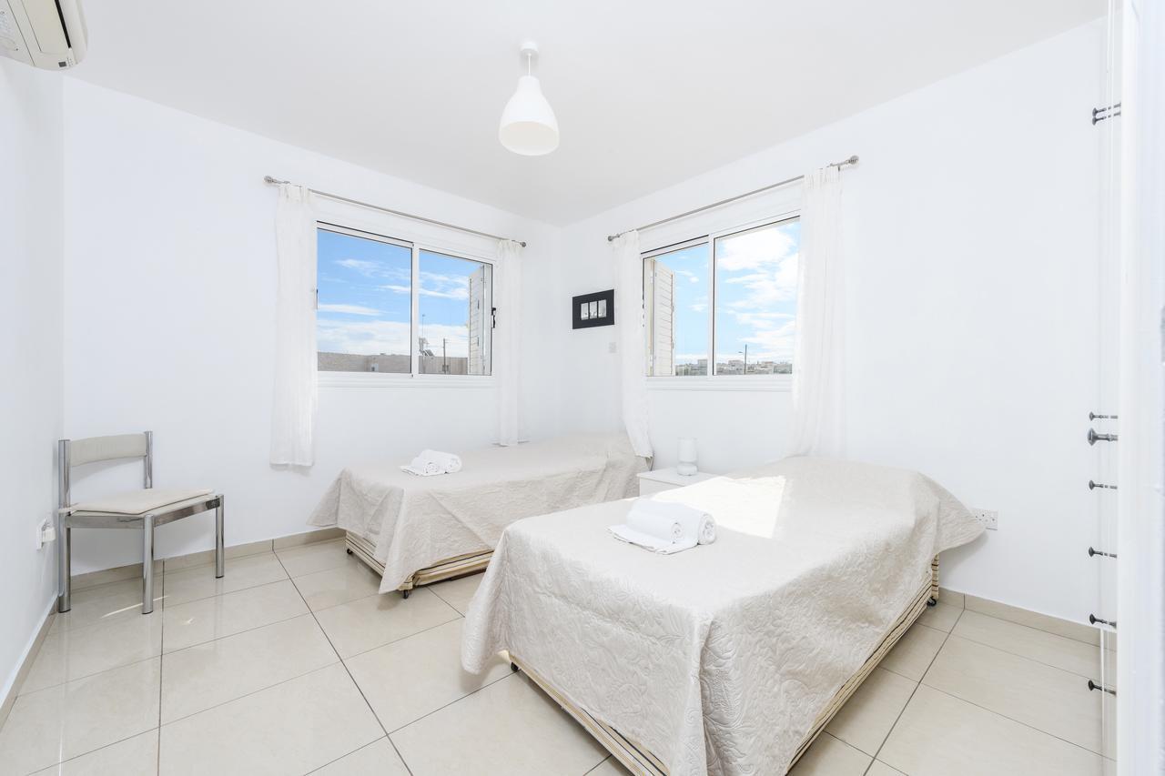 Protaras Heights Apartment Bagian luar foto